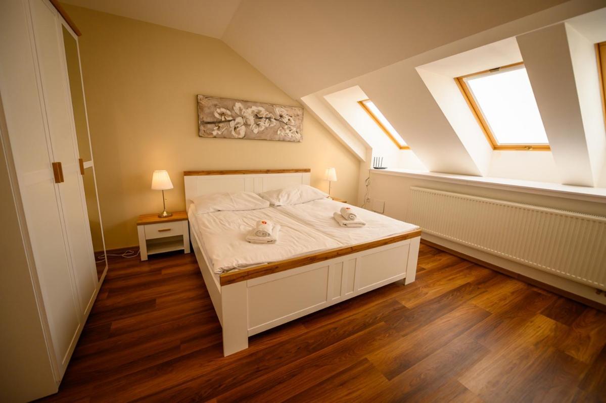 Apartmán U krále - 2 Jičín Esterno foto