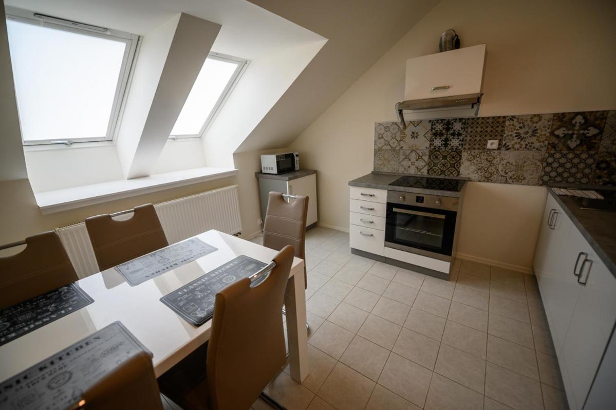 Apartmán U krále - 2 Jičín Esterno foto