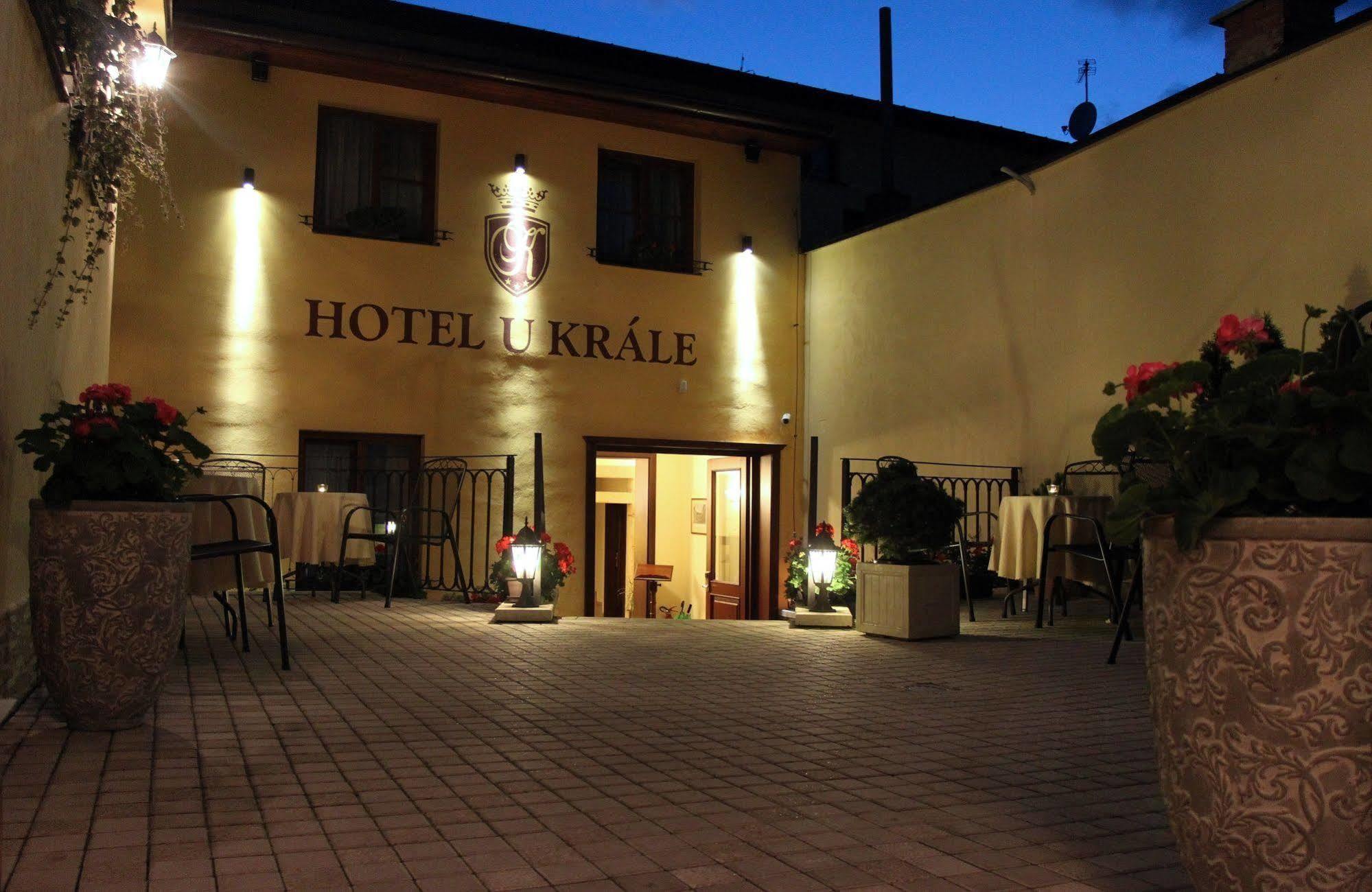Apartmán U krále - 2 Jičín Esterno foto