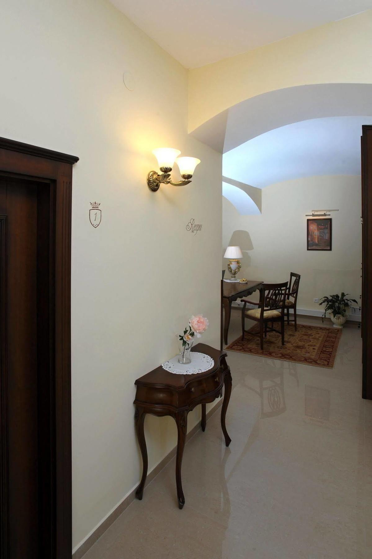 Apartmán U krále - 2 Jičín Esterno foto